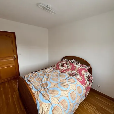 Homestay A Louer A 20 Minutes De Paris Ou Disneyland Rer E *