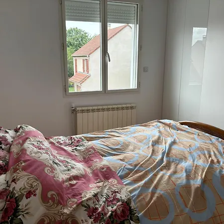 Homestay A Louer A 20 Minutes De Paris Ou Disneyland Rer E Chelles (Seine-et-Marne)